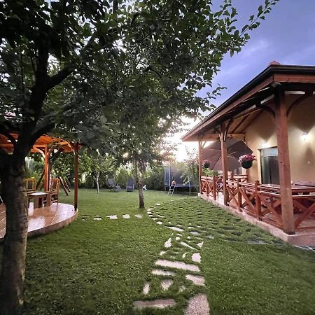 Guest House Marchini 사파레바바냐 외부 사진